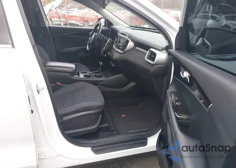 2016 Kia Sorento 2.4L Lx z USA, uszkodzony, nr VIN 5XYPGDA39GG096919